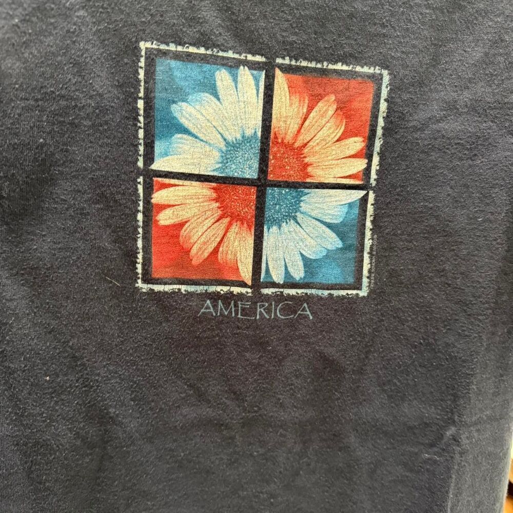 Vintage Navy America flag flower design t-shirt - Authentic Sonoma, Unisex XL